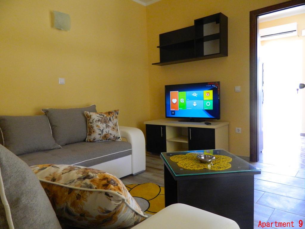 President Bungalows And Apartments Utjeha Luaran gambar